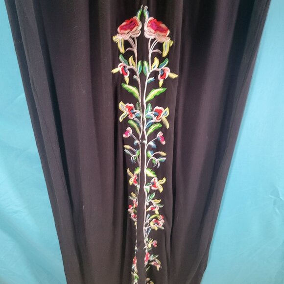 Chelsea & Theodore Black Embroidered Maxi Dress Medium - Picture 4 of 11